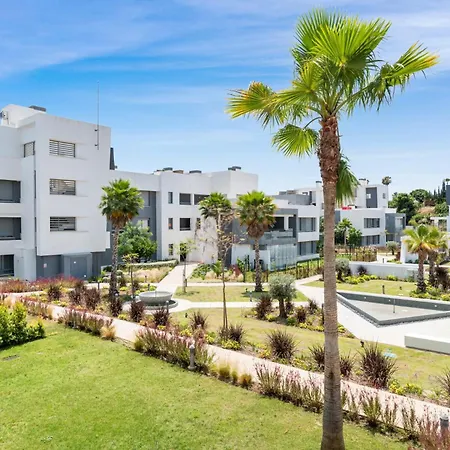 Lujo Confort Y Piscina En La Costa Del Sol * 埃斯特波纳